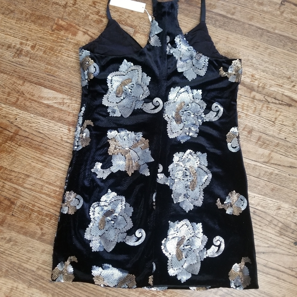 Lavender Brown Dress - Picture 2 of 4